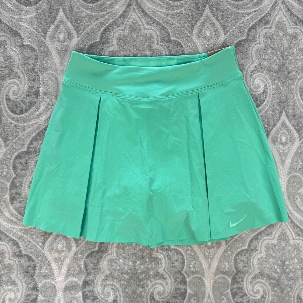 Womens Nike Pleated Skirt